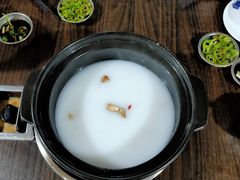 -鸿渡渔庄·特色鸭咀鱼