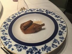 脆皮妙龄乳鸽-潮上潮(南中环店)