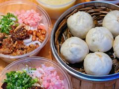 -馋三尺蟹粉小笼(人民广场店)