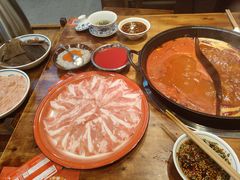 -憨铁匠火锅(红山6979店)