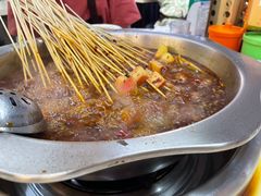 -李记称盘牛杂串串(广厦店)