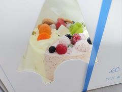 四季予你-山与蓝·轻糖鲜果蛋糕(勒泰店)