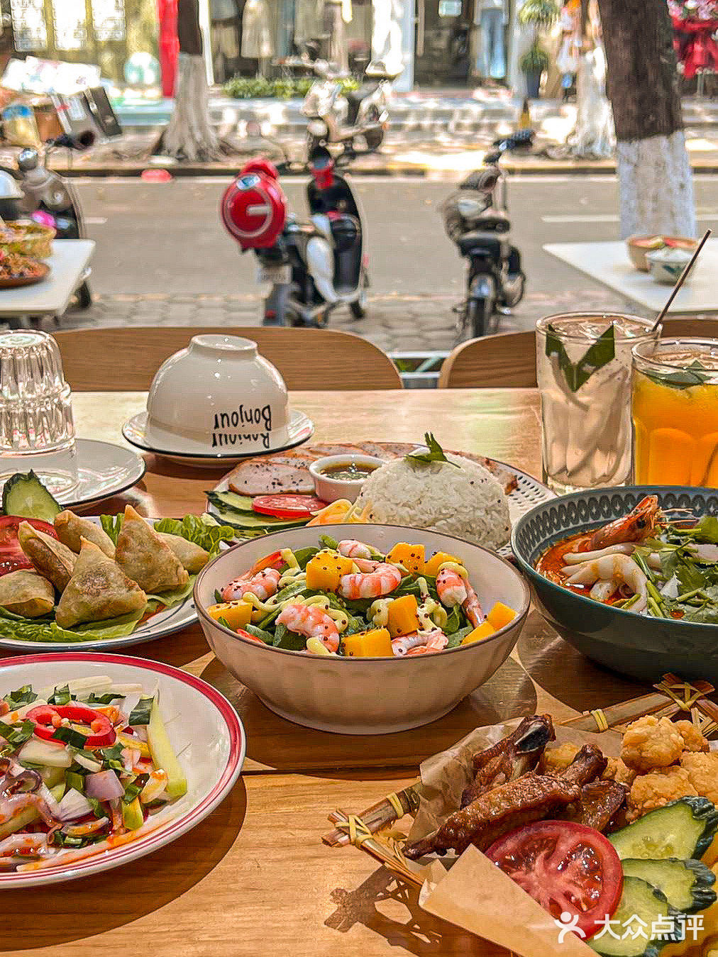 中山探店｜又挖到一家地道好吃的东南亚料理