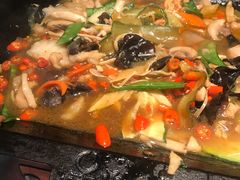 -炭舍干锅·烤鱼(扬名广场店)