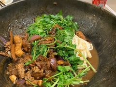 -胡须佬鸡煲四季火锅店(石厦西村直营店)