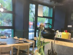 -鹿鸣山草本茶香火锅(园西路店)
