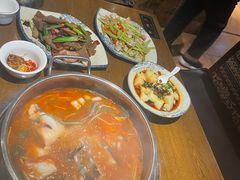 -阿婉贵州苗家酸汤鱼(梅林店)