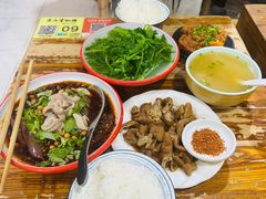 -朱大嘴肥肠血旺(福字街店)