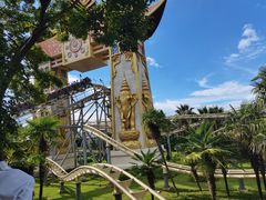 -七彩云南欢乐世界