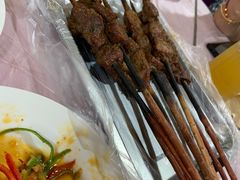 -布尔津河堤夜市