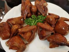 脆皮乳鸽-新南华大酒店(广中店)