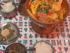 -成都你六姐·牛肉冒菜·麻辣香锅(长泰广场店)