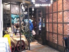 -玛格萝妮(汇智国际商业中心店)