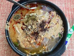 -曹宝林砂锅麻辣烫(星光路店)