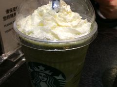 -星巴克臻选(上海中环广场2F店)