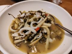 鱿鱼圈-新白鹿餐厅(龙游路总店·杭帮菜名店)