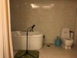 -悦芳庭美肤美体品牌集合店