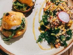 蟹肉水波蛋松饼-白鸟珈琲White Bird Cafe(南京西路店)