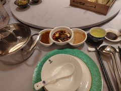 -红鼎豆捞·非遗鲍皇汤火锅(宝丰路店)