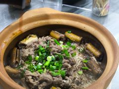 -容里煲仔饭(利丰北路店)