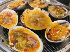 -围炉肉舍•炭烤活鳗•丹东海鲜烤肉(步行街店)