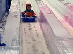 -长沙湘江冰雪世界