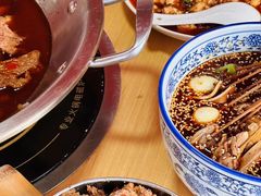 -大众跷脚牛肉馆·非遗传承单位(峨眉山店)