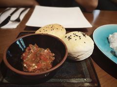 餐前面包配自制辣椒酱-Tajine Moroccan塔金摩洛哥中东餐厅