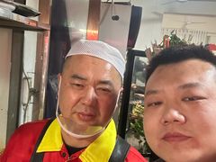-哈海英麻辣烫(中华西路步行街店)