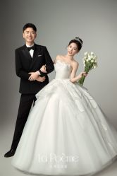 -乐派诗婚纱摄影