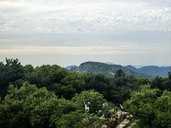 -灵岩山风景区
