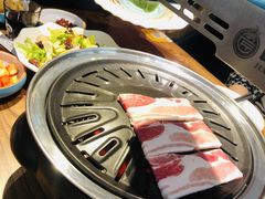 -明洞阿姨·韩式酱蟹烤肉·创意料理(三元桥店)