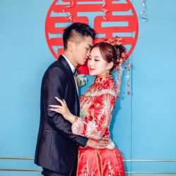 -NaNa婚纱礼服馆