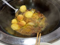 -哈尔滨烧烤·山河村铁锅炖(交大店)