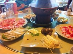 -羊家胡同·龙虾烧烤火锅(龙汇路店)