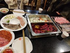 -百年川椒重庆老火锅(光谷店)