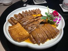 卤水狮头鹅头-尚一汤·粤菜海鲜(环球港店)