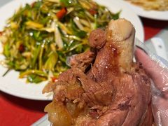 -吴记酱骨炖菜馆(康安路店)