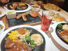 -汤姆家的牛排意面披萨(融创茂店)