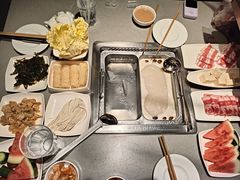-海底捞火锅(海宁路店)