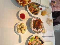 -春树下·树屋花房西餐厅(罍街AS1980店)