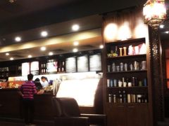 -星巴克臻选(上海中环广场2F店)