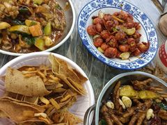 -江城燕子大排档(江汉路步行街店)