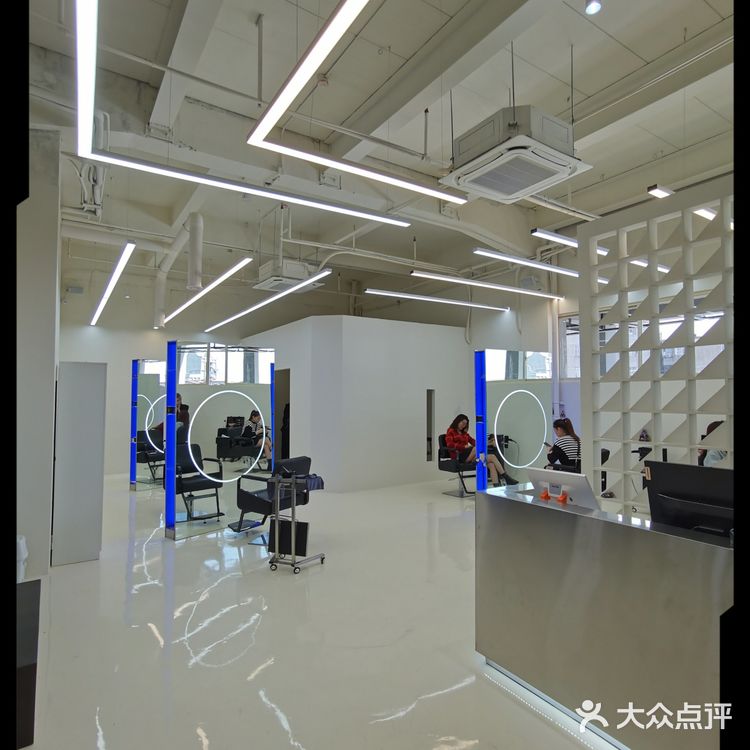 可惜是男士就无缘了，还想着增高到180！