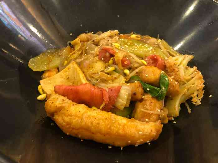 辣姐麻辣香锅·麻辣烫(新北万达店)-"辣姐当家麻辣香锅61黄焖鸡61