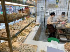 面包甜点陈列柜-袁记云饺(鼓楼店)