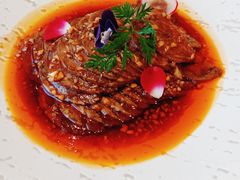 -皇冠明珠鱼翅楼(水上公园店)