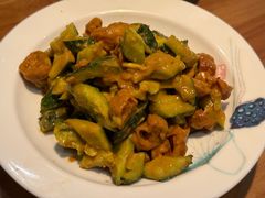 黄瓜拌油条-春水锅贴·传统鲁菜(大明湖店)