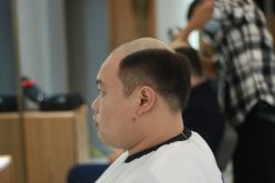 -发饰美男士增发补发假发定制店