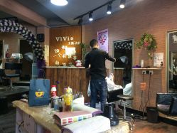 -茶发Salon·烫发染发理发